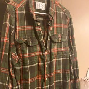 Mott and grand fennel shirt